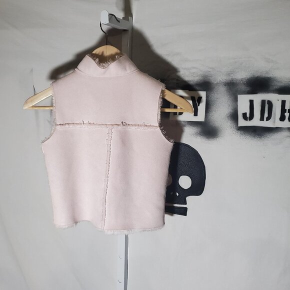 Gymboree Faux Suede Pink Vest Sz M (4 yrs) - Picture 4 of 16